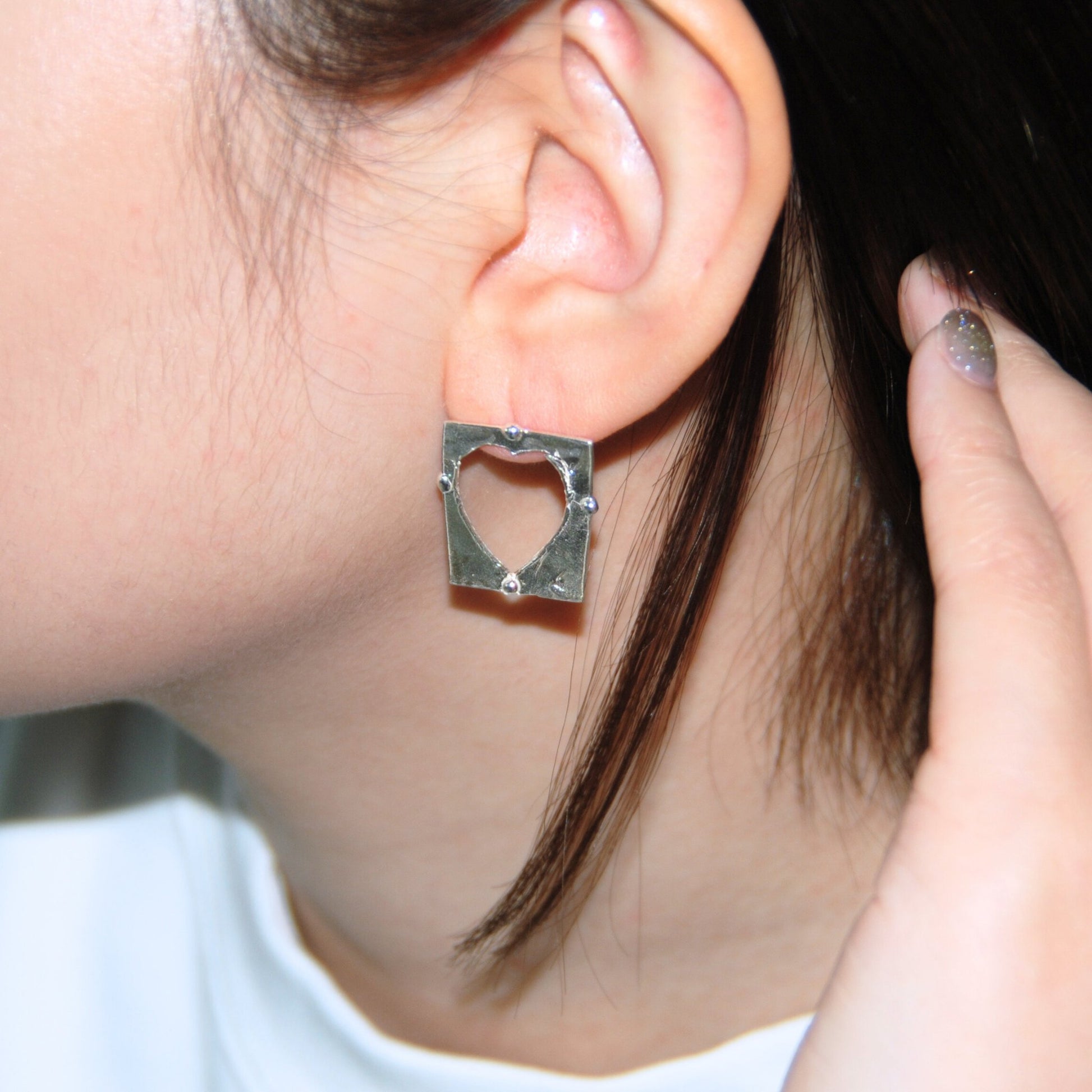 Corazon Earrings - Diligems (Korea) - Earcuff